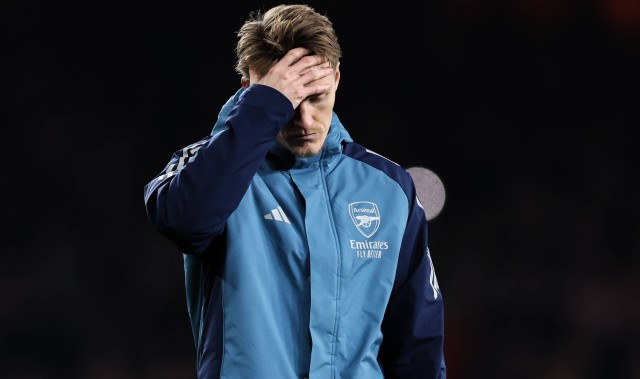 注册优惠-3场不胜！泰晤士报分析阿森纳困境：后防屡失误+进攻乏力+太紧张