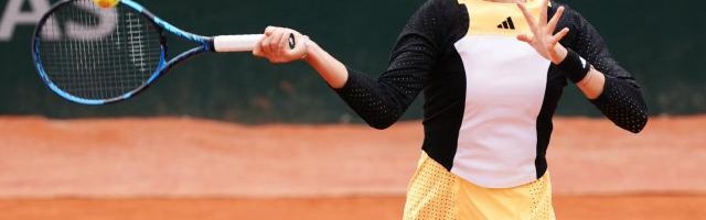 直播入口-5比0开局却三盘落败 王欣瑜：有放松也有束手束脚