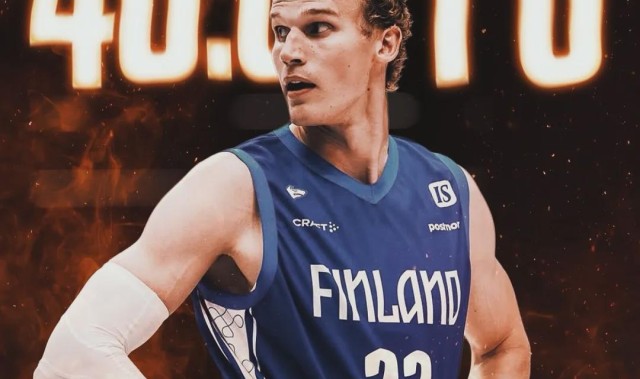 打嗨了！三场砸出121分！无缘加盟勇士的大前锋